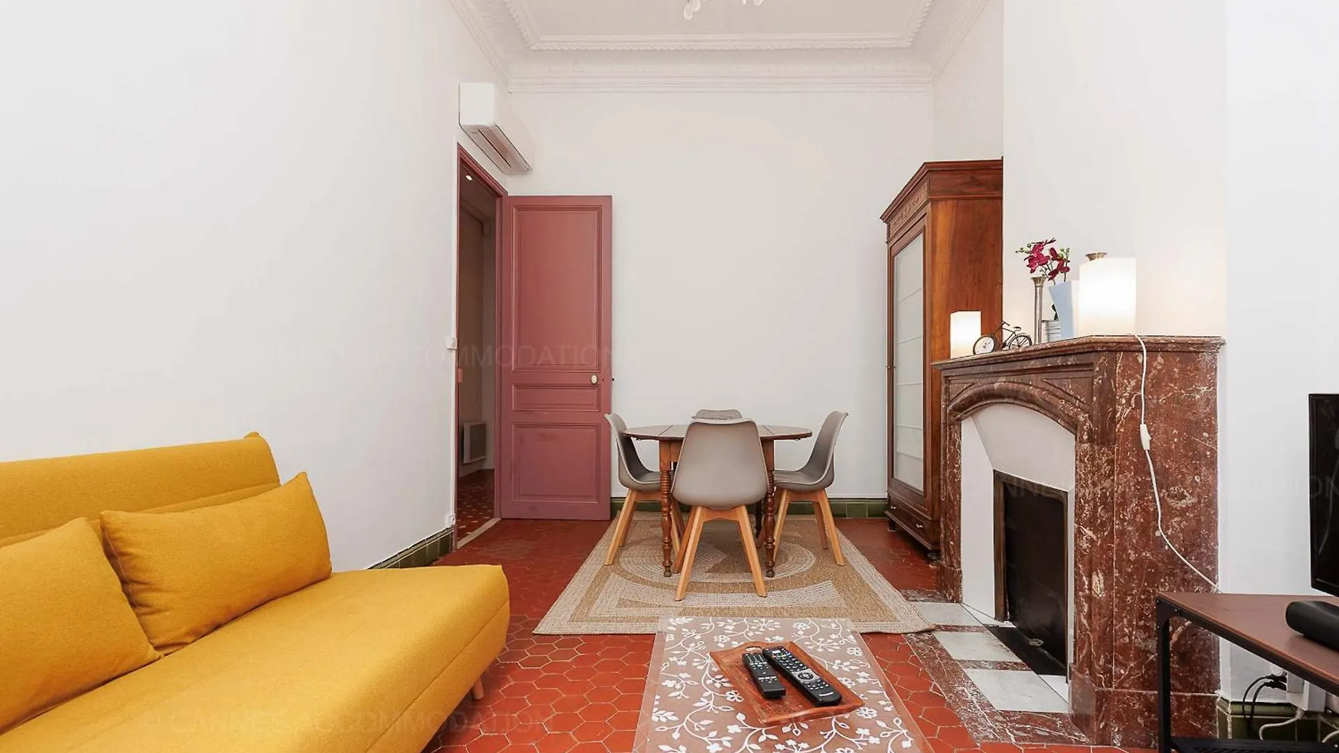 Bessons Apartment Cannes 0*,  France